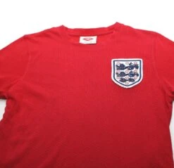 1970 Bobby MOORE #6 England Vintage Umbro Away Football Shirt (S/M) West Ham Utd(1970 Bobby Moore 6 England Vintage Umbro Away Football Shirt S M West Ham Utd) -Football Shirt Collective 1970 bobby moore 6 england vintage umbro away football shirt s m west ham utd 41142449275127