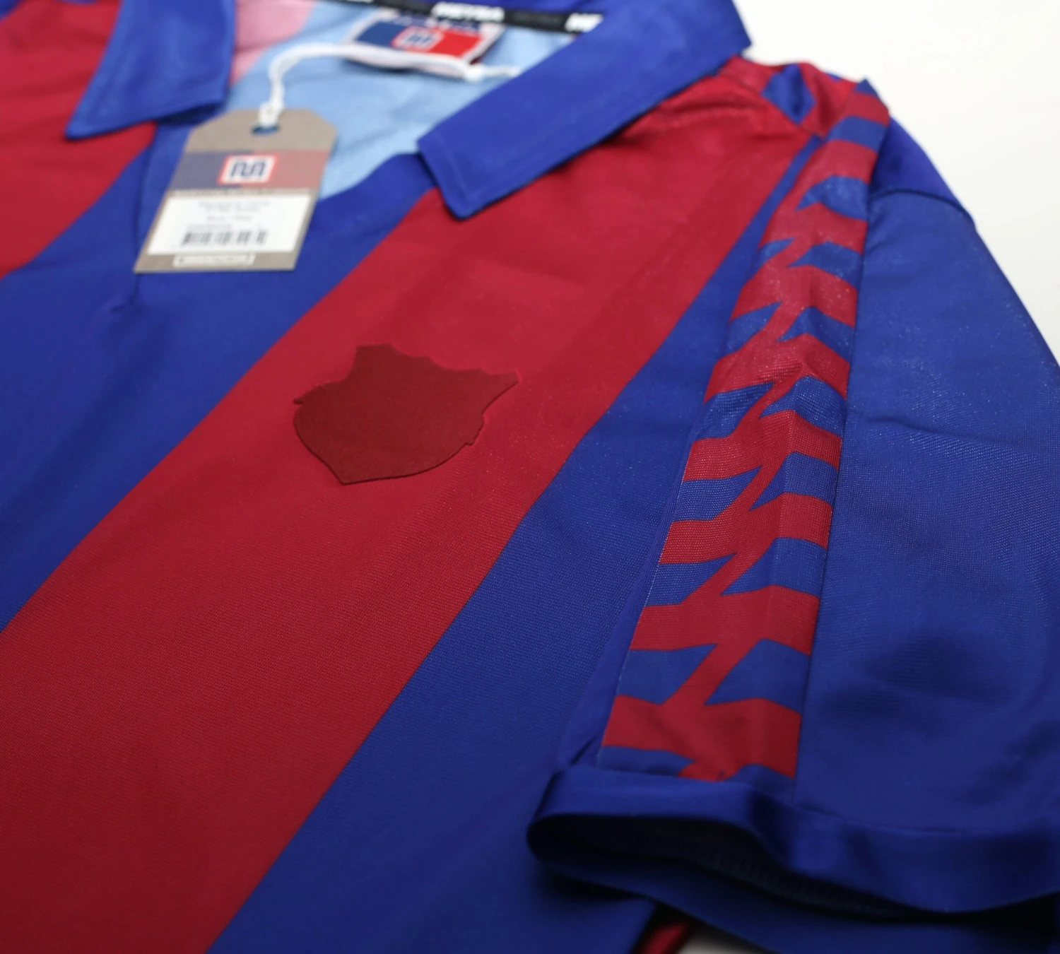 1982-89 Meyba retro Blaugrana home football shirt New(1984 89 meyba retro blaugrana home football shirt new) 1982-89 Meyba Retro Blaugrana Home Football Shirt New(1984 89 Meyba Retro Blaugrana Home Football Shirt New) -Football Shirt Collective 1982 89 meyba retro blaugrana home football shirt new 42055879786743 scaled