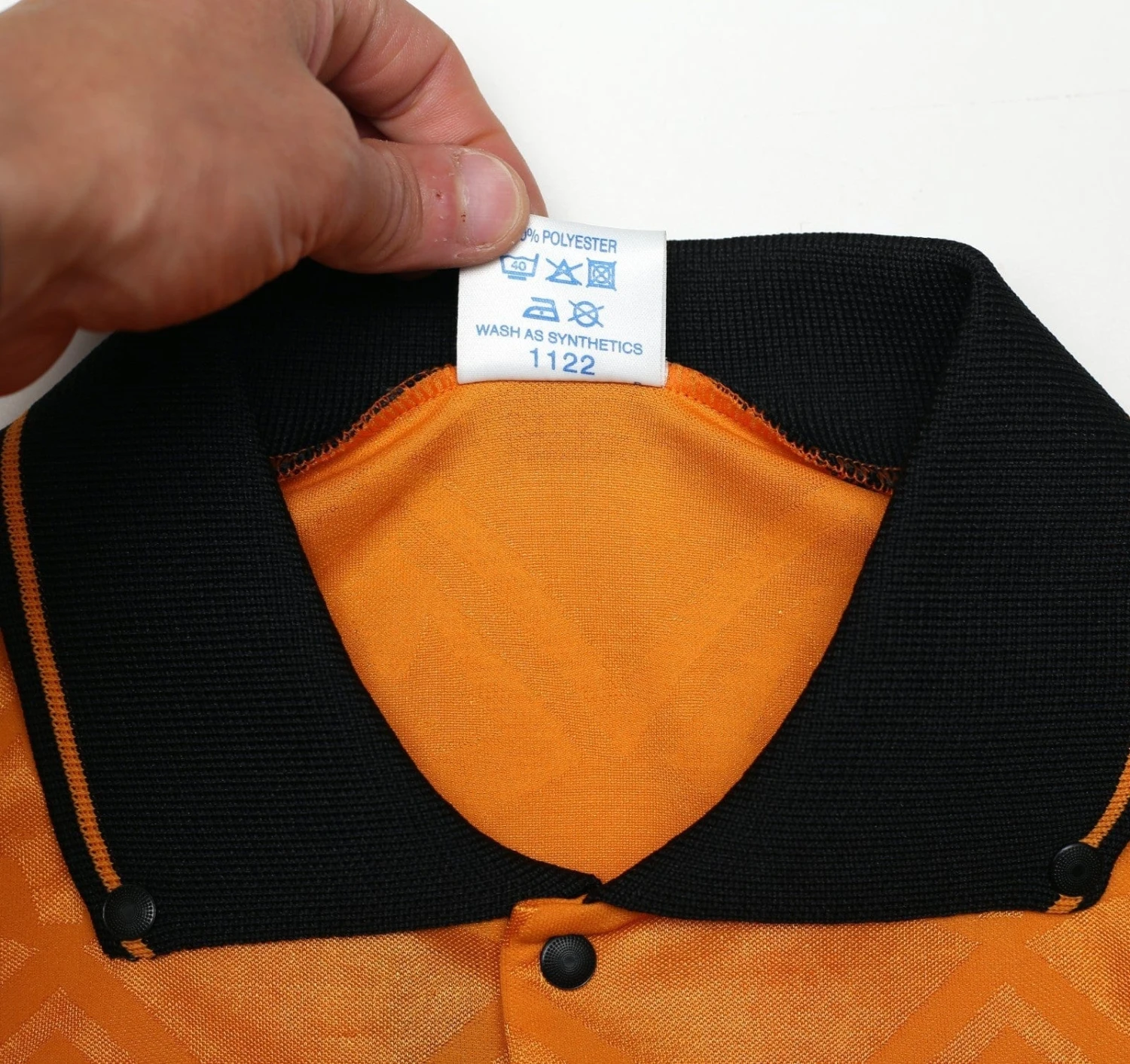 1991/92 WOLVERHAMPTON WANDERERS Vintage Bukta Home Football Shirt (M) SIGNED(1991 92 wolverhampton wanderers vintage bukta home football shirt m signed) 1991/92 WOLVERHAMPTON WANDERERS Vintage Bukta Home Football Shirt (M) SIGNED(1991 92 Wolverhampton Wanderers Vintage Bukta Home Football Shirt M Signed) -Football Shirt Collective 1991 92 wolverhampton wanderers vintage bukta home football shirt m signed 1177518928