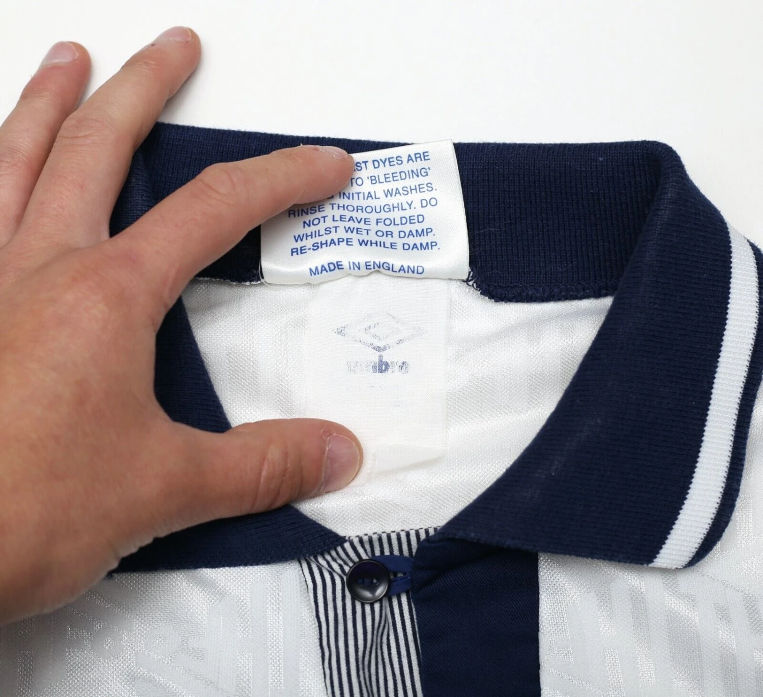 1991/93 SHERINGHAM #10 Tottenham Hotspur Vintage Umbro HOME Football Shirt (L)(1991 93 sheringham 10 tottenham hotspur vintage umbro home football shirt l) 1991/93 SHERINGHAM #10 Tottenham Hotspur Vintage Umbro HOME Football Shirt (L)(1991 93 Sheringham 10 Tottenham Hotspur Vintage Umbro Home Football Shirt L) -Football Shirt Collective 1991 93 sheringham 10 tottenham hotspur vintage umbro home football shirt l 39962873626871