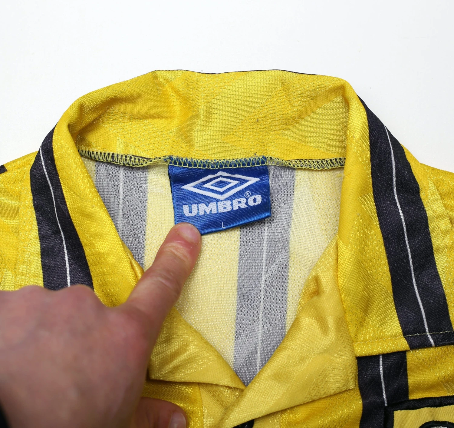 1992/93 SHEFFIELD WEDNESDAY Vintage Umbro Football Away Shirt (M/L)(1992 93 sheffield wednesday vintage umbro football away shirt l) 1992/93 SHEFFIELD WEDNESDAY Vintage Umbro Football Away Shirt (M/L)(1992 93 Sheffield Wednesday Vintage Umbro Football Away Shirt L) -Football Shirt Collective 1992 93 sheffield wednesday vintage umbro football away shirt m l 1146106695 scaled