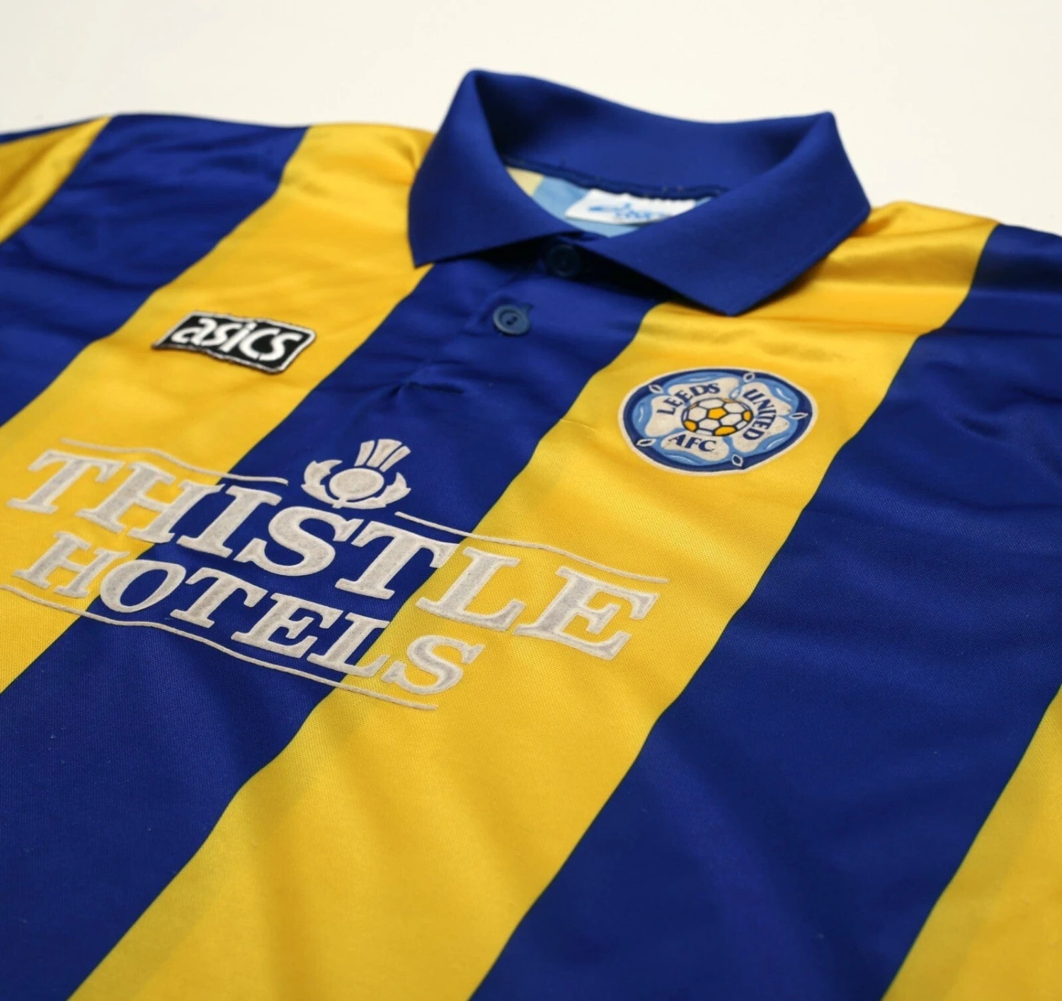 1993/95 LEEDS UNITED Vintage ASICS Away Football Shirt (XXL)(1993 95 leeds united vintage asics away football shirt xxl) 1993/95 LEEDS UNITED Vintage ASICS Away Football Shirt (XXL)(1993 95 Leeds United Vintage Asics Away Football Shirt Xxl) -Football Shirt Collective 1993 95 leeds united vintage asics away football shirt xxl 1166612244