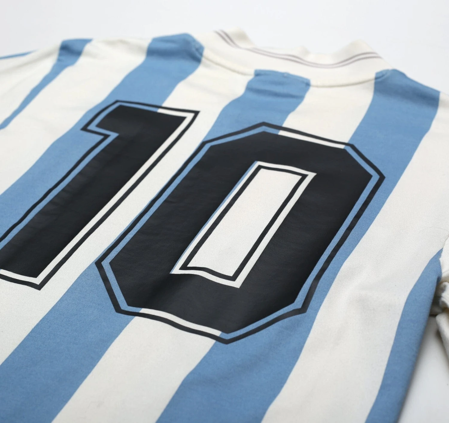 1993 MARADONA #10 Argentina adidas Originals LS Home Football Shirt (S)(1993 maradona 10 argentina adidas originals ls home football shirt s) 1993 MARADONA #10 Argentina Adidas Originals LS Home Football Shirt (S)(1993 Maradona 10 Argentina Adidas Originals Ls Home Football Shirt S) -Football Shirt Collective 1993 maradona 10 argentina adidas originals ls home football shirt s 1171895263