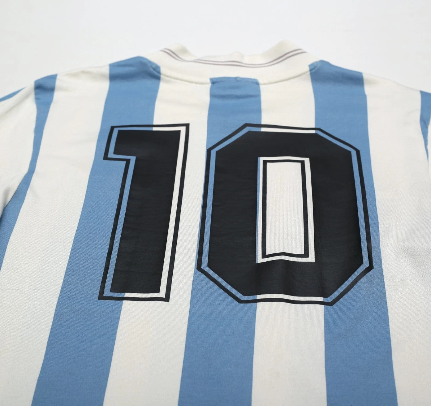 1993 MARADONA #10 Argentina adidas Originals LS Home Football Shirt (S)(1993 maradona 10 argentina adidas originals ls home football shirt s) 1993 MARADONA #10 Argentina Adidas Originals LS Home Football Shirt (S)(1993 Maradona 10 Argentina Adidas Originals Ls Home Football Shirt S) -Football Shirt Collective 1993 maradona 10 argentina adidas originals ls home football shirt s 1171895264