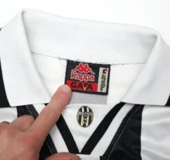 1994/95 JUVENTUSVintage Kappa Home Football Shirt (L)(1994 95 Juventus Vintage Kappa Home Football Shirt L) -Football Shirt Collective 1994 95 juventus vintage kappa home football shirt l 1171895345