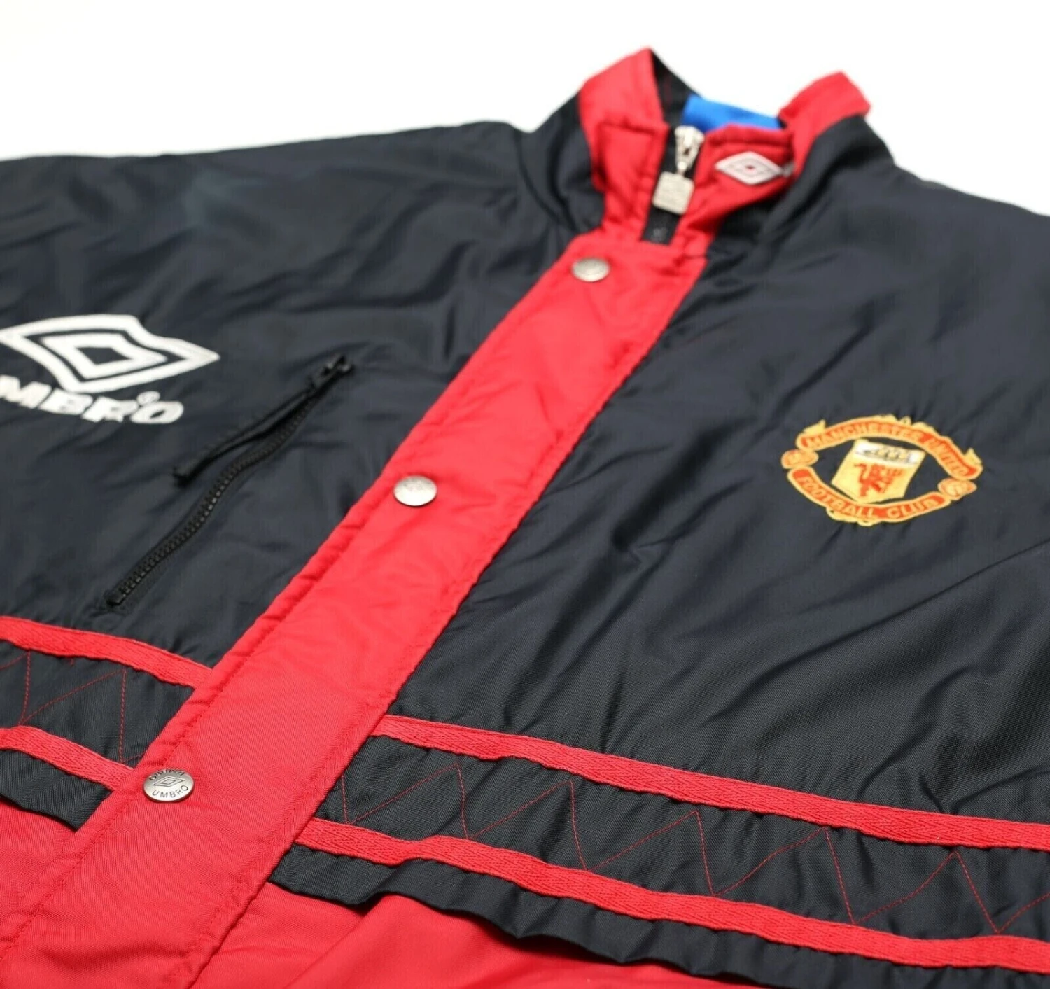 1994/95 MANCHESTER UNITED Vintage Umbro Bench Coat Jacket (M) Alex Ferguson(1994 95 manchester united vintage umbro bench coat jacket m alex ferguson) 1994/95 MANCHESTER UNITED Vintage Umbro Bench Coat Jacket (M) Alex Ferguson(1994 95 Manchester United Vintage Umbro Bench Coat Jacket M Alex Ferguson) -Football Shirt Collective 1994 95 manchester united vintage umbro bench coat jacket m alex ferguson 73399426187638