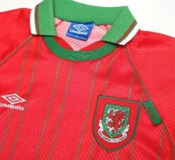 1994/96 RUSH #9 Wales Vintage Umbro Home Football Shirt Jersey (L/XL)(1994 96 Rush 9 Wales Vintage Umbro Home Football Shirt Jersey L Xl) -Football Shirt Collective 1994 96 rush 9 wales vintage umbro home football shirt jersey l xl 39962893713655