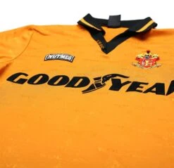 1995/96 BULL #9 Wolverhampton Wanderers Vintage Nutmeg Home Football Shirt (S)(1995 96 Bull 9 Wolverhampton Wanderers Vintage Nutmeg Home Football Shirt S) 4 1995/96 BULL #9 Wolverhampton Wanderers Vintage Nutmeg Home Football Shirt (S)(1995 96 Bull 9 Wolverhampton Wanderers Vintage Nutmeg Home Football Shirt S) -Football Shirt Collective 1995 96 bull 9 wolverhampton wanderers vintage nutmeg home football shirt s 40636816556279