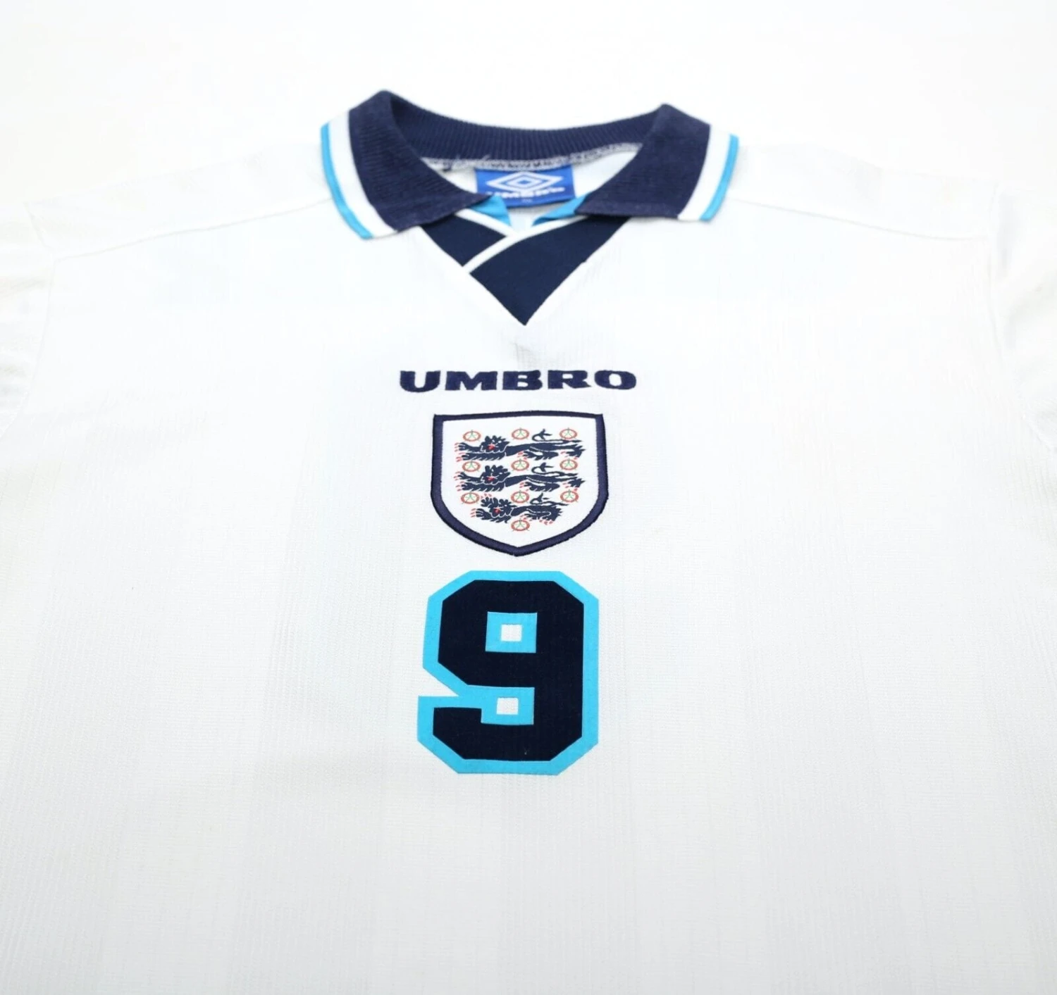 1995/97 Shearer #9 England Vintage Umbro Football Shirt (L/XL) Euro 96(1995 97 shearer 9 england vintage umbro football shirt l xl euro 96) 1995/97 Shearer #9 England Vintage Umbro Football Shirt (L/XL) Euro 96(1995 97 Shearer 9 England Vintage Umbro Football Shirt L Xl Euro 96) -Football Shirt Collective 1995 97 shearer 9 england vintage umbro football shirt l xl euro 96 72145912496502