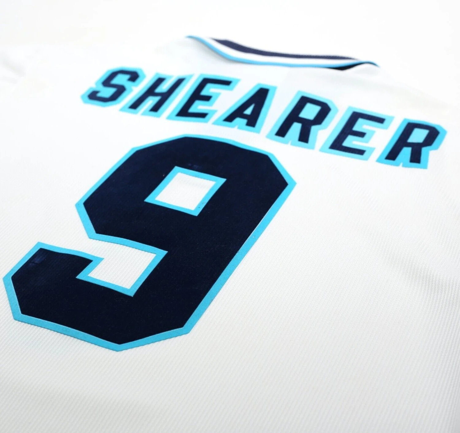 1995/97 Shearer #9 England Vintage Umbro Football Shirt (L/XL) Euro 96(1995 97 shearer 9 england vintage umbro football shirt l xl euro 96) 1995/97 Shearer #9 England Vintage Umbro Football Shirt (L/XL) Euro 96(1995 97 Shearer 9 England Vintage Umbro Football Shirt L Xl Euro 96) -Football Shirt Collective 1995 97 shearer 9 england vintage umbro football shirt l xl euro 96 72145912627574