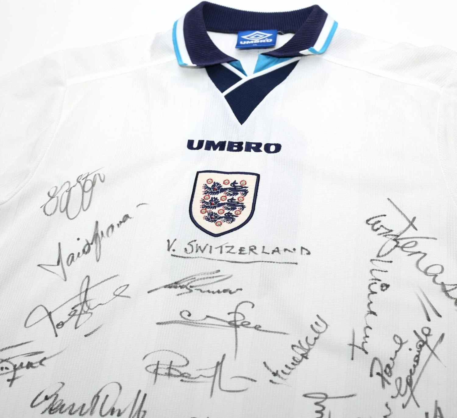 1995 ENGLAND Vintage Umbro Home MATCH WORN/ISSUED/SIGNED Football Shirt (XL)(1995 england vintage umbro home match worn issued signed football shirt xl) 1995 ENGLAND Vintage Umbro Home MATCH WORN/ISSUED/SIGNED Football Shirt (XL)(1995 England Vintage Umbro Home Match Worn Issued Signed Football Shirt Xl) -Football Shirt Collective 1995 england vintage umbro home match worn issued signed football shirt xl 39962895941879