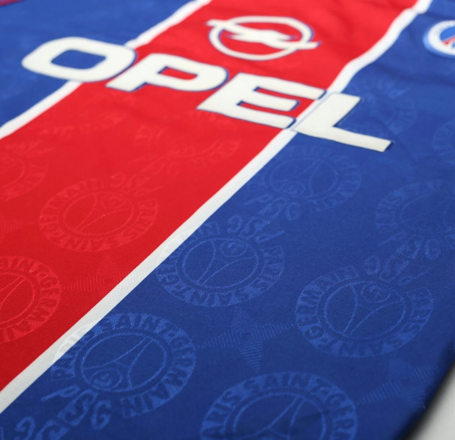 1996/97 PSG Vintage Nike Home Football Shirt Jersey (M) Paris Saint-Germain(1996 97 psg vintage nike home football shirt jersey m paris saint germain) 1996/97 PSG Vintage Nike Home Football Shirt Jersey (M) Paris Saint-Germain(1996 97 Psg Vintage Nike Home Football Shirt Jersey M Paris Saint Germain) -Football Shirt Collective 1996 97 psg vintage nike home football shirt jersey m paris saint germain 41142720299255