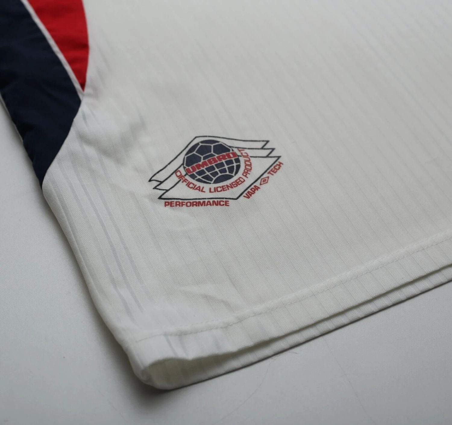 1997/99 OWEN #20 England Vintage Umbro Home Football Shirt (M/L) France WC 98(1997 99 owen 20 england vintage umbro home football shirt m l france wc 98) 1997/99 OWEN #20 England Vintage Umbro Home Football Shirt (M/L) France WC 98(1997 99 Owen 20 England Vintage Umbro Home Football Shirt M L France Wc 98) -Football Shirt Collective 1997 99 owen 20 england vintage umbro home football shirt m l france wc 98 1145924054