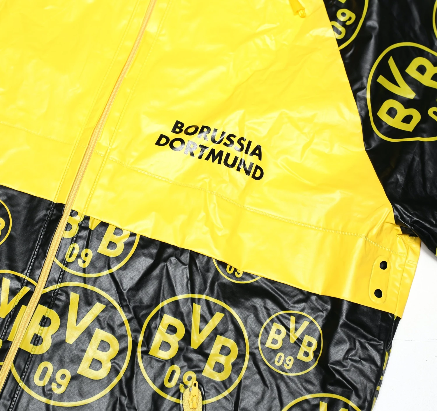 1997 BORUSSIA DORTMUND Vintage Champions League Winners Football Rain Jacket (S) BNWOT(1997 borussia dortmund vintage champions league winners football rain jacket s) 1997 BORUSSIA DORTMUND Vintage Champions League Winners Football Rain Jacket (S) BNWOT(1997 Borussia Dortmund Vintage Champions League Winners Football Rain Jacket S) -Football Shirt Collective 1997 borussia dortmund vintage champions league winners football rain jacket s bnwot 1175908997 scaled