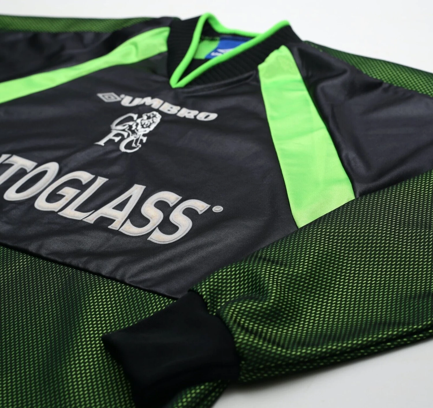 1998/00 DE GOEY #1 Chelsea Vintage Umbro GK Football Shirt (Y) (XS)(1998 00 de goey 1 chelsea vintage umbro gk football shirt y xs) 1998/00 DE GOEY #1 Chelsea Vintage Umbro GK Football Shirt (Y) (XS)(1998 00 De Goey 1 Chelsea Vintage Umbro Gk Football Shirt Y Xs) -Football Shirt Collective 1998 00 de goey 1 chelsea vintage umbro gk football shirt y xs 42850545533175