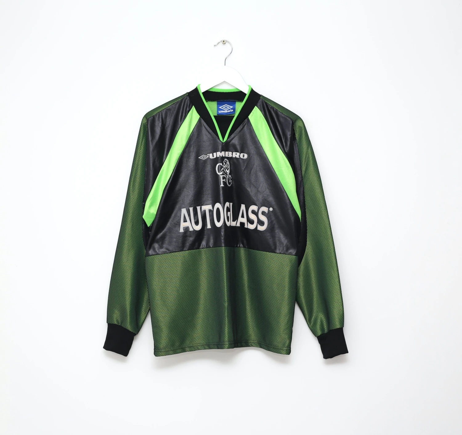 1998/00 DE GOEY #1 Chelsea Vintage Umbro GK Football Shirt (Y) (XS)(1998 00 de goey 1 chelsea vintage umbro gk football shirt y xs) 1998/00 DE GOEY #1 Chelsea Vintage Umbro GK Football Shirt (Y) (XS)(1998 00 De Goey 1 Chelsea Vintage Umbro Gk Football Shirt Y Xs) -Football Shirt Collective 1998 00 de goey 1 chelsea vintage umbro gk football shirt y xs 42850761769207 scaled