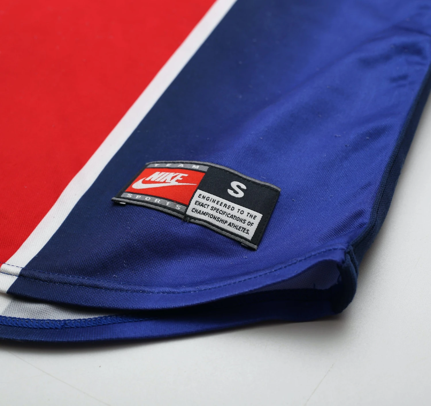 1998/99 PSG Vintage Nike Home Football Shirt Jersey (S)(1998 99 psg vintage nike home football shirt jersey s) 1998/99 PSG Vintage Nike Home Football Shirt Jersey (S)(1998 99 Psg Vintage Nike Home Football Shirt Jersey S) -Football Shirt Collective 1998 99 psg vintage nike home football shirt jersey s 70600713404790 scaled