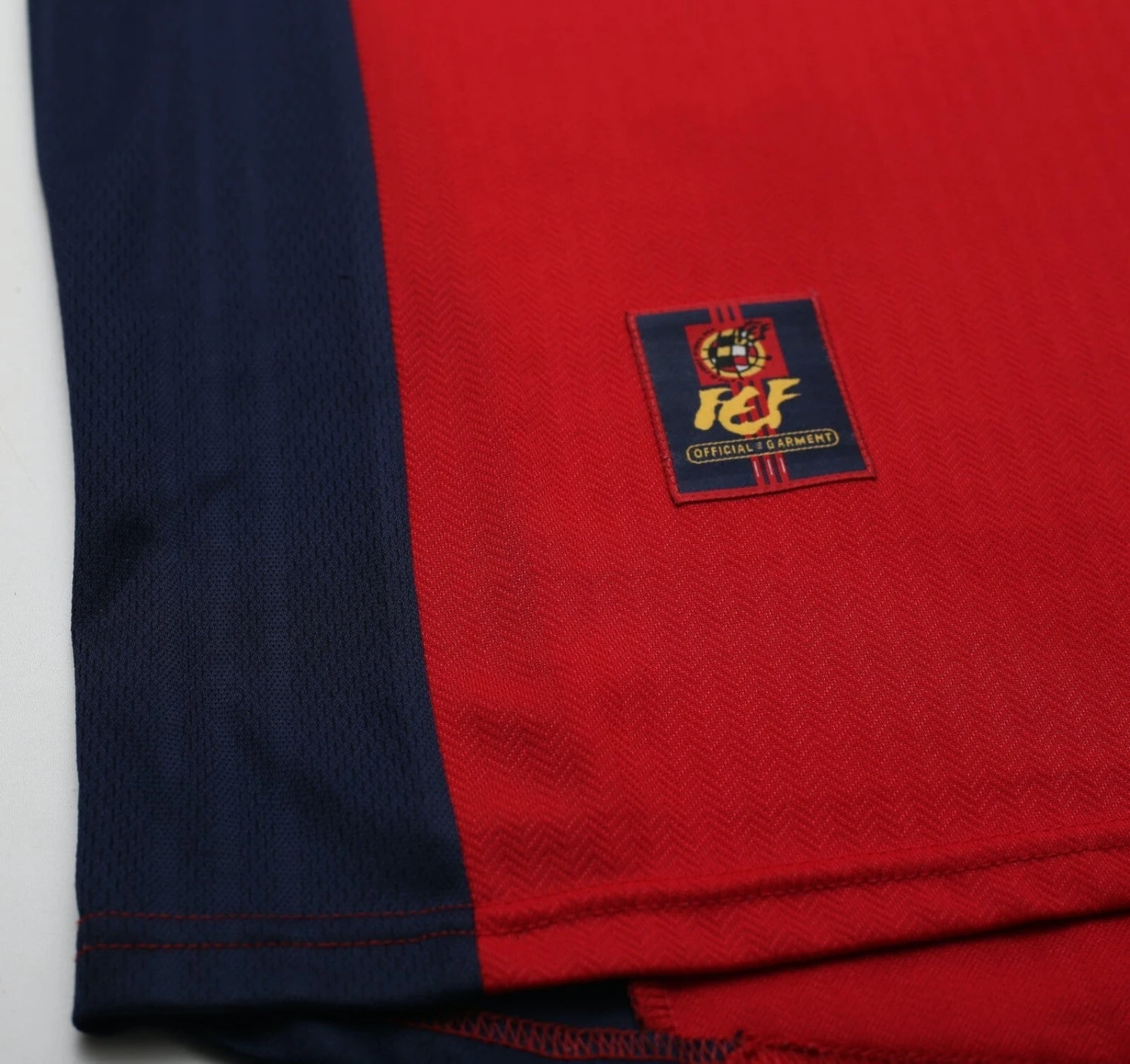 1998/99 RAUL #10 Spain Vintage adidas Home Football Shirt (M)(1998 99 raul 10 spain vintage adidas home football shirt m) 1998/99 RAUL #10 Spain Vintage Adidas Home Football Shirt (M)(1998 99 Raul 10 Spain Vintage Adidas Home Football Shirt M) -Football Shirt Collective 1998 99 raul 10 spain vintage adidas home football shirt m 1173179076