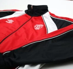 1999/00 Manchester United Vintage Umbro TrackTop Jacket (L)(1999 00 Manchester United Vintage Umbro Tracktop Jacket L) -Football Shirt Collective 1999 00 manchester united vintage umbro tracktop jacket l 73224332902774