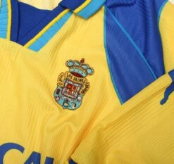 2000/01 LAS PALMAS Vintage PUMA Home Football Shirt (XXL)(2000 01 Las Palmas Vintage Puma Home Football Shirt Xxl) 7 2000/01 LAS PALMAS Vintage PUMA Home Football Shirt (XXL)(2000 01 Las Palmas Vintage Puma Home Football Shirt Xxl) -Football Shirt Collective 2000 01 las palmas vintage puma home football shirt xxl 1171031317