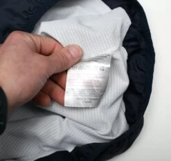 2000/01 Manchester United Vintage Umbro Rain Drill Top (S/M)(2000 01 Manchester United Vintage Umbro Rain Drill Top S M) -Football Shirt Collective 2000 01 manchester united vintage umbro rain drill top s m 73224400437622