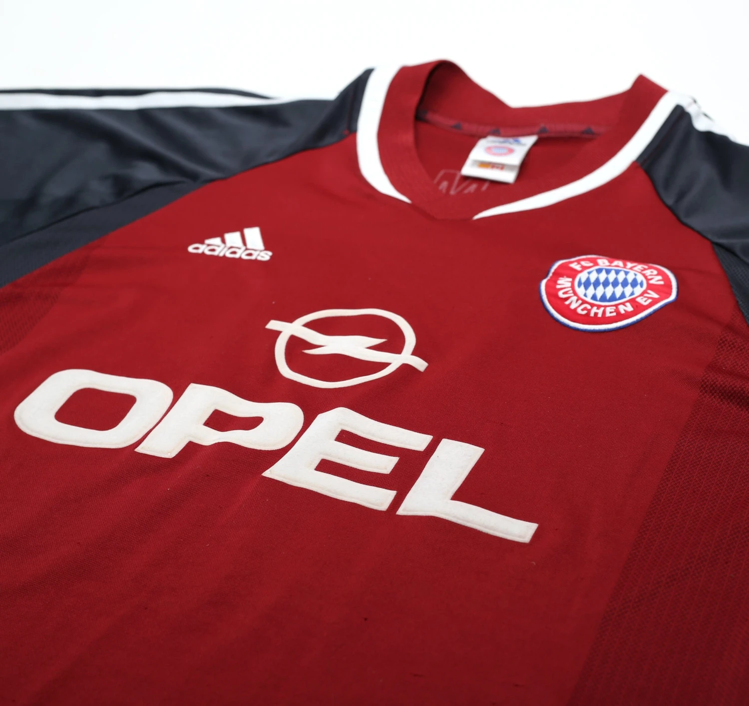 2001/02 ELBER #9 Bayern Munich Vintage adidas Home Football Shirt (XL)(2001 02 elber 9 bayern munich vintage adidas home football shirt xl) 2001/02 ELBER #9 Bayern Munich Vintage Adidas Home Football Shirt (XL)(2001 02 Elber 9 Bayern Munich Vintage Adidas Home Football Shirt Xl) -Football Shirt Collective 2001 02 elber 9 bayern munich vintage adidas home football shirt xl 1171895297 scaled