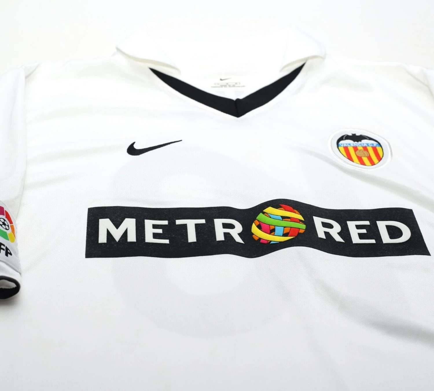 2001/02 KILY #18 Valencia Vintage Nike Home Football Shirt Jersey (L) BNWT(2001 02 kily 18 valencia vintage nike home football shirt jersey l bnwt) 2001/02 KILY #18 Valencia Vintage Nike Home Football Shirt Jersey (L) BNWT(2001 02 Kily 18 Valencia Vintage Nike Home Football Shirt Jersey L Bnwt) -Football Shirt Collective 2001 02 kily 18 valencia vintage nike home football shirt jersey l bnwt 41761613185271