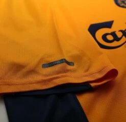 2001/02 OWEN #10 Liverpool Vintage Reebok Away Football Shirt Jersey (M)(2001 02 Owen 10 Liverpool Vintage Reebok Away Football Shirt Jersey M) -Football Shirt Collective 2001 02 owen 10 liverpool vintage reebok away football shirt jersey m 41142531948791