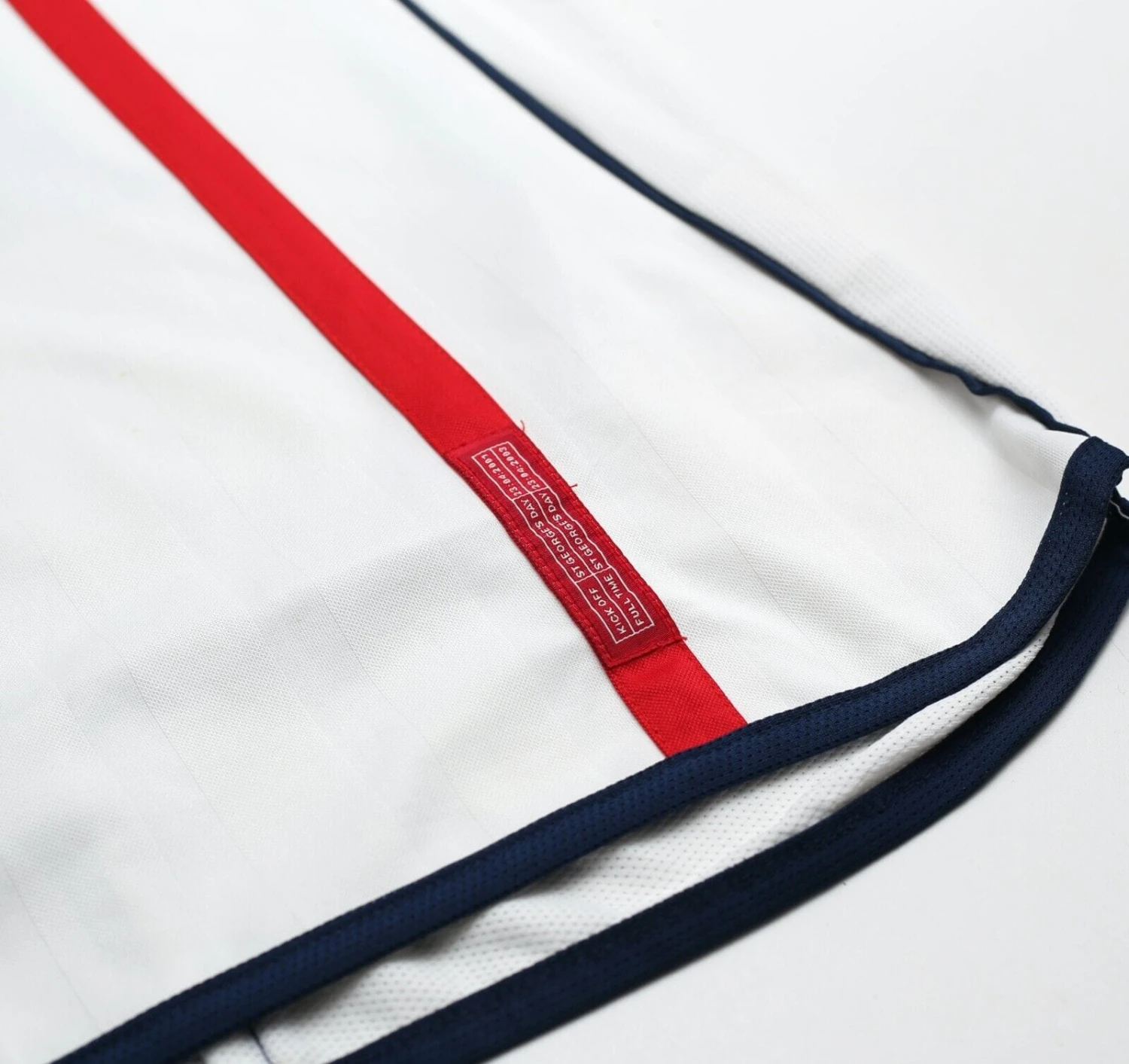 2001/03 OWEN #10 England Vintage Umbro Home Football Shirt (S) WC 2002 BRAZIL(2001 03 owen 10 england vintage umbro home football shirt s wc 2002 brazil) 2001/03 OWEN #10 England Vintage Umbro Home Football Shirt (S) WC 2002 BRAZIL(2001 03 Owen 10 England Vintage Umbro Home Football Shirt S Wc 2002 Brazil) -Football Shirt Collective 2001 03 owen 10 england vintage umbro home football shirt s wc 2002 brazil 42337395081463