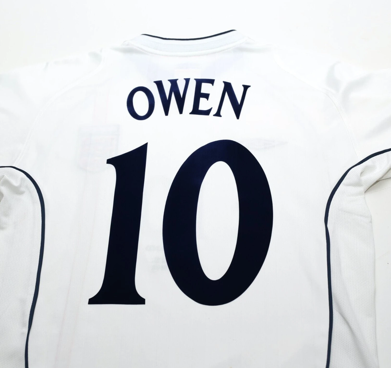 2001/03 OWEN #10 England Vintage Umbro Home Football Shirt (S) WC 2002 BRAZIL(2001 03 owen 10 england vintage umbro home football shirt s wc 2002 brazil) 2001/03 OWEN #10 England Vintage Umbro Home Football Shirt (S) WC 2002 BRAZIL(2001 03 Owen 10 England Vintage Umbro Home Football Shirt S Wc 2002 Brazil) -Football Shirt Collective 2001 03 owen 10 england vintage umbro home football shirt s wc 2002 brazil 42337395146999