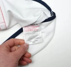 2001/03 OWEN #10 England Vintage Umbro Home Football Shirt (XL) WC 2002 BRAZIL(2001 03 Owen 10 England Vintage Umbro Home Football Shirt Xl Wc 2002 Brazil) 13 2001/03 OWEN #10 England Vintage Umbro Home Football Shirt (XL) WC 2002 BRAZIL(2001 03 Owen 10 England Vintage Umbro Home Football Shirt Xl Wc 2002 Brazil) -Football Shirt Collective 2001 03 owen 10 england vintage umbro home football shirt xl wc 2002 brazil 42337391608055