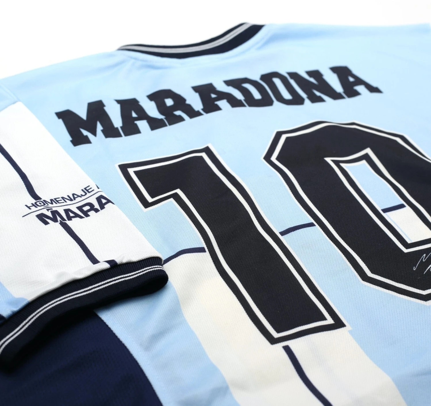 2001 MARADONA #10 Argentina Vintage FILA Testimonial Football Shirt (XL)(2001 maradona 10 argentina vintage fila testimonial football shirt xl) 2001 MARADONA #10 Argentina Vintage FILA Testimonial Football Shirt (XL)(2001 Maradona 10 Argentina Vintage Fila Testimonial Football Shirt Xl) -Football Shirt Collective 2001 maradona 10 argentina vintage fila testimonial football shirt xl 1169747011