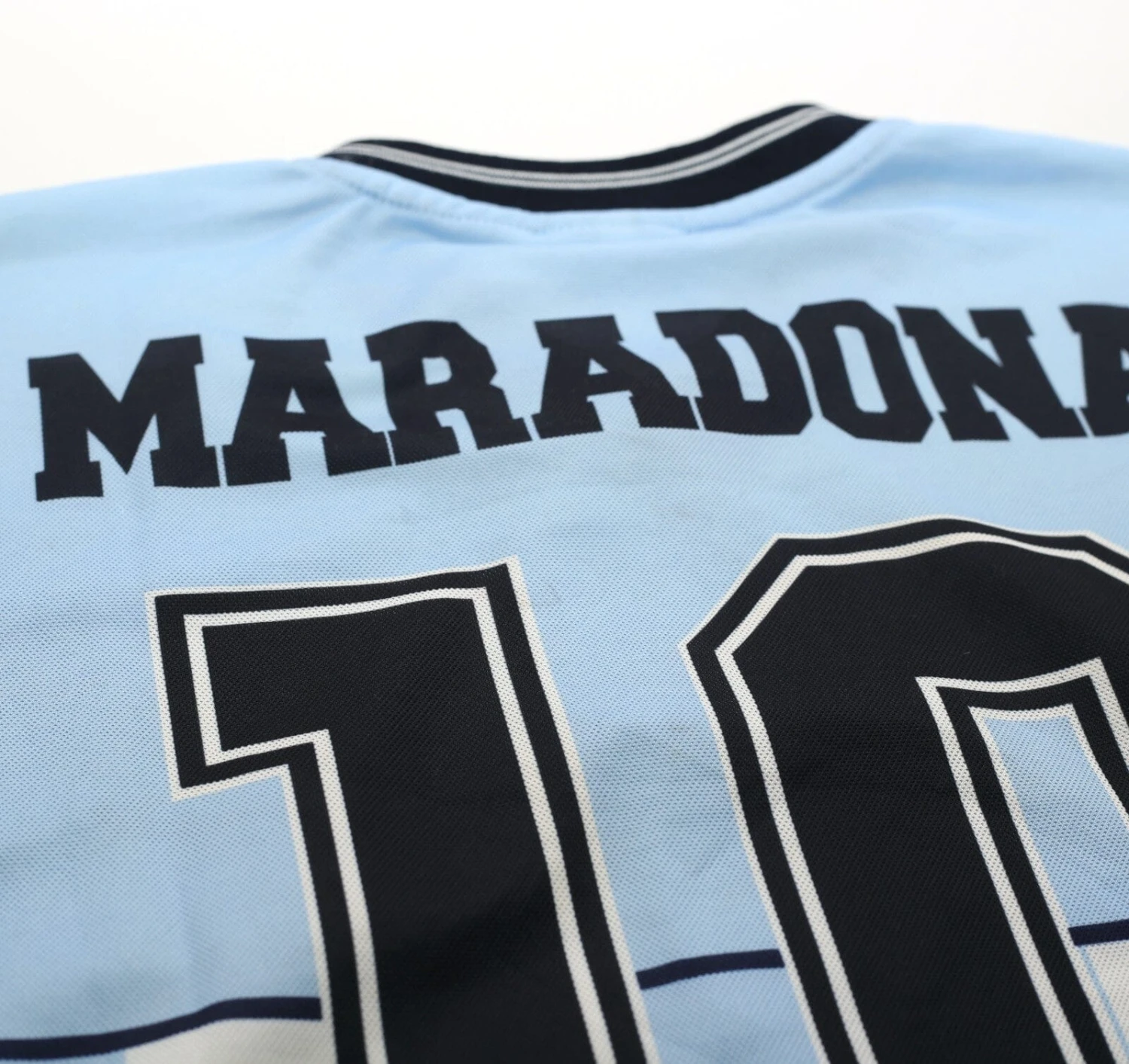 2001 MARADONA #10 Argentina Vintage FILA Testimonial Football Shirt (XL)(2001 maradona 10 argentina vintage fila testimonial football shirt xl) 2001 MARADONA #10 Argentina Vintage FILA Testimonial Football Shirt (XL)(2001 Maradona 10 Argentina Vintage Fila Testimonial Football Shirt Xl) -Football Shirt Collective 2001 maradona 10 argentina vintage fila testimonial football shirt xl 1169747012