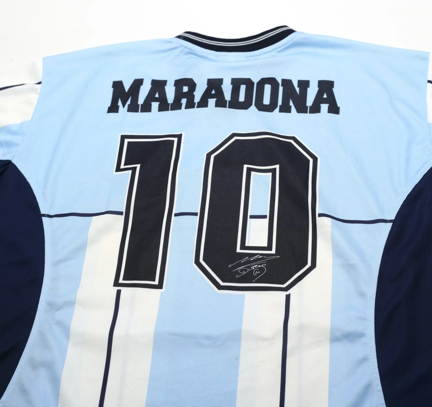 2001 MARADONA #10 Argentina Vintage FILA Testimonial Football Shirt (XL)(2001 maradona 10 argentina vintage fila testimonial football shirt xl) 2001 MARADONA #10 Argentina Vintage FILA Testimonial Football Shirt (XL)(2001 Maradona 10 Argentina Vintage Fila Testimonial Football Shirt Xl) -Football Shirt Collective 2001 maradona 10 argentina vintage fila testimonial football shirt xl 1169747015