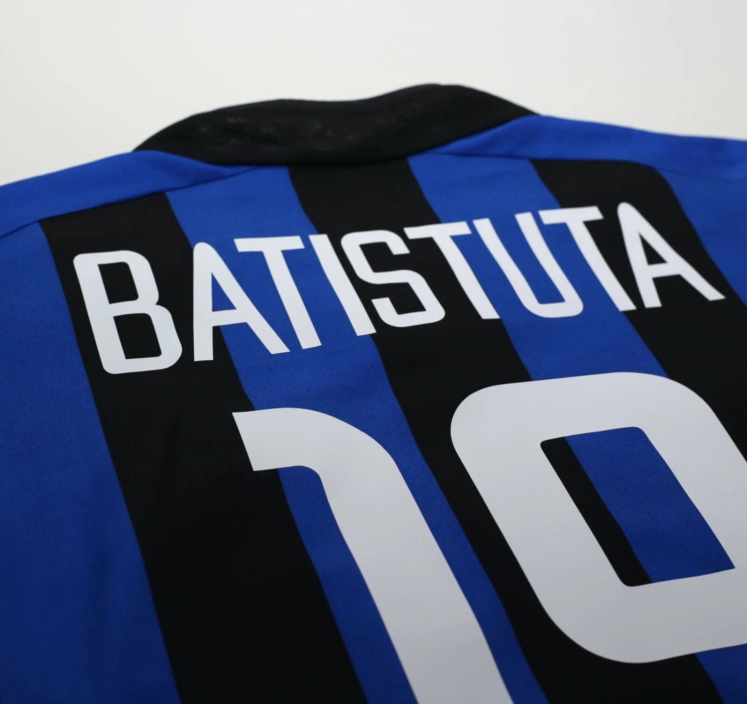 2002/03 BATISTUTA #19 Inter Milan Vintage Nike Home Football Shirt (S)(2002 03 batistuta 19 inter milan vintage nike home football shirt s) 2002/03 BATISTUTA #19 Inter Milan Vintage Nike Home Football Shirt (S)(2002 03 Batistuta 19 Inter Milan Vintage Nike Home Football Shirt S) -Football Shirt Collective 2002 03 batistuta 19 inter milan vintage nike home football shirt s 1145923995