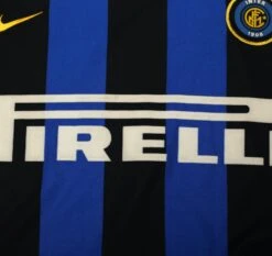 2002/03 BATISTUTA #19 Inter Milan Vintage Nike Home Football Shirt (S)(2002 03 Batistuta 19 Inter Milan Vintage Nike Home Football Shirt S) 5 2002/03 BATISTUTA #19 Inter Milan Vintage Nike Home Football Shirt (S)(2002 03 Batistuta 19 Inter Milan Vintage Nike Home Football Shirt S) -Football Shirt Collective 2002 03 batistuta 19 inter milan vintage nike home football shirt s 1145923999