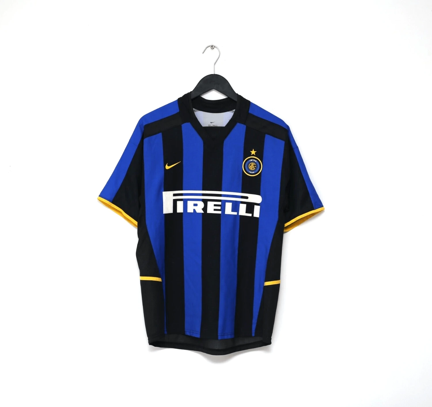 2002/03 BATISTUTA #19 Inter Milan Vintage Nike Home Football Shirt (S)(2002 03 batistuta 19 inter milan vintage nike home football shirt s) 2002/03 BATISTUTA #19 Inter Milan Vintage Nike Home Football Shirt (S)(2002 03 Batistuta 19 Inter Milan Vintage Nike Home Football Shirt S) -Football Shirt Collective 2002 03 batistuta 19 inter milan vintage nike home football shirt s 1145924003
