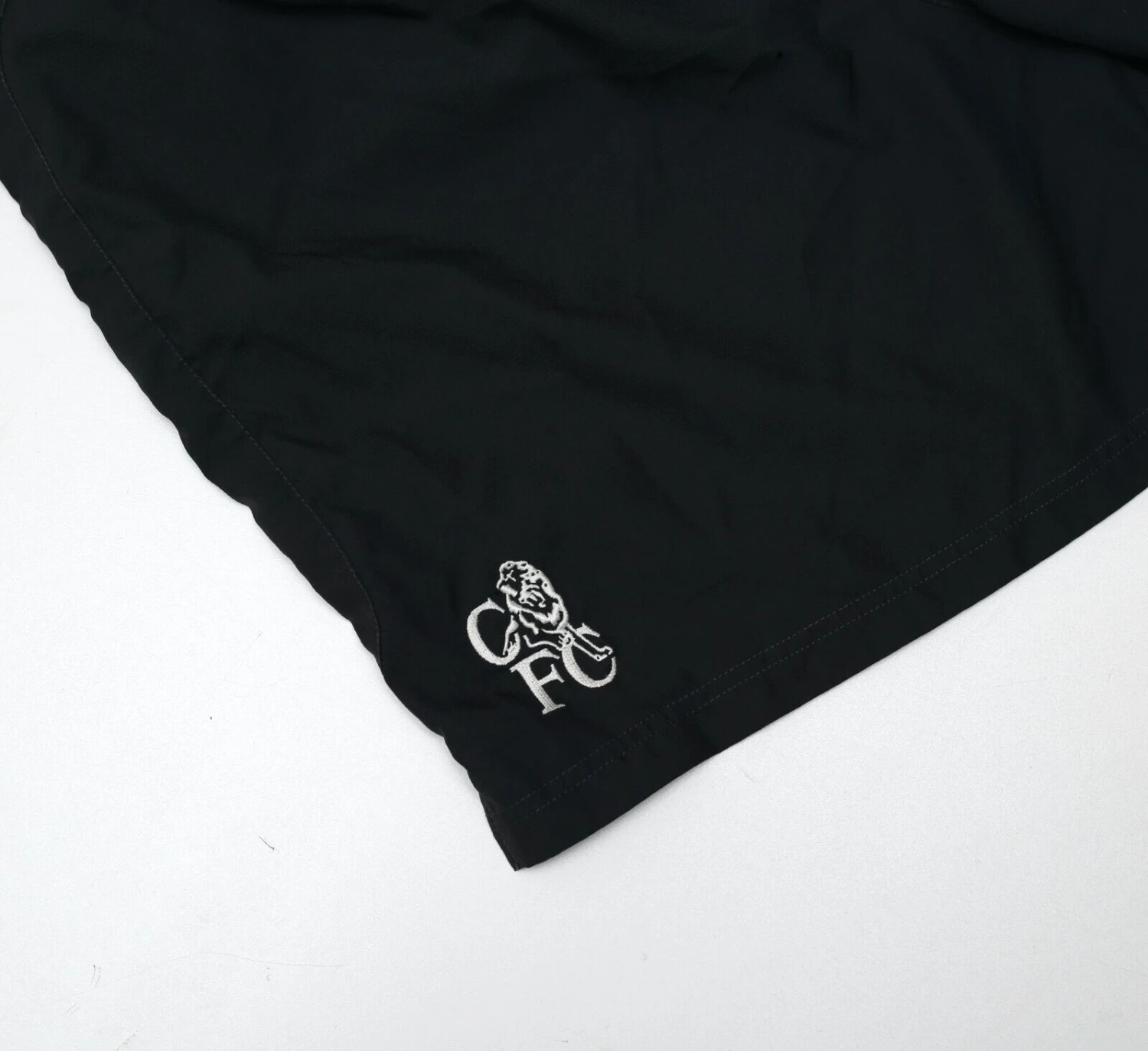 2002/04 CHELSEA Vintage Umbro Away Football Shorts (XL) 36/38 Waist(2002 04 chelsea vintage umbro away football shorts xl 36 38 waist) 2002/04 CHELSEA Vintage Umbro Away Football Shorts (XL) 36/38 Waist(2002 04 Chelsea Vintage Umbro Away Football Shorts Xl 36 38 Waist) -Football Shirt Collective 2002 04 chelsea vintage umbro away football shorts xl 36 38 waist 42559857885431