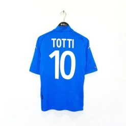 2002 TOTTI #10 Italy Vintage Kappa Home Football Shirt Jersey (M/L) AS Roma(2002 Totti 10 Italy Vintage Kappa Home Football Shirt Jersey M L As Roma) -Football Shirt Collective 2002 totti 10 italy vintage kappa home football shirt jersey m l as roma 36697962021111
