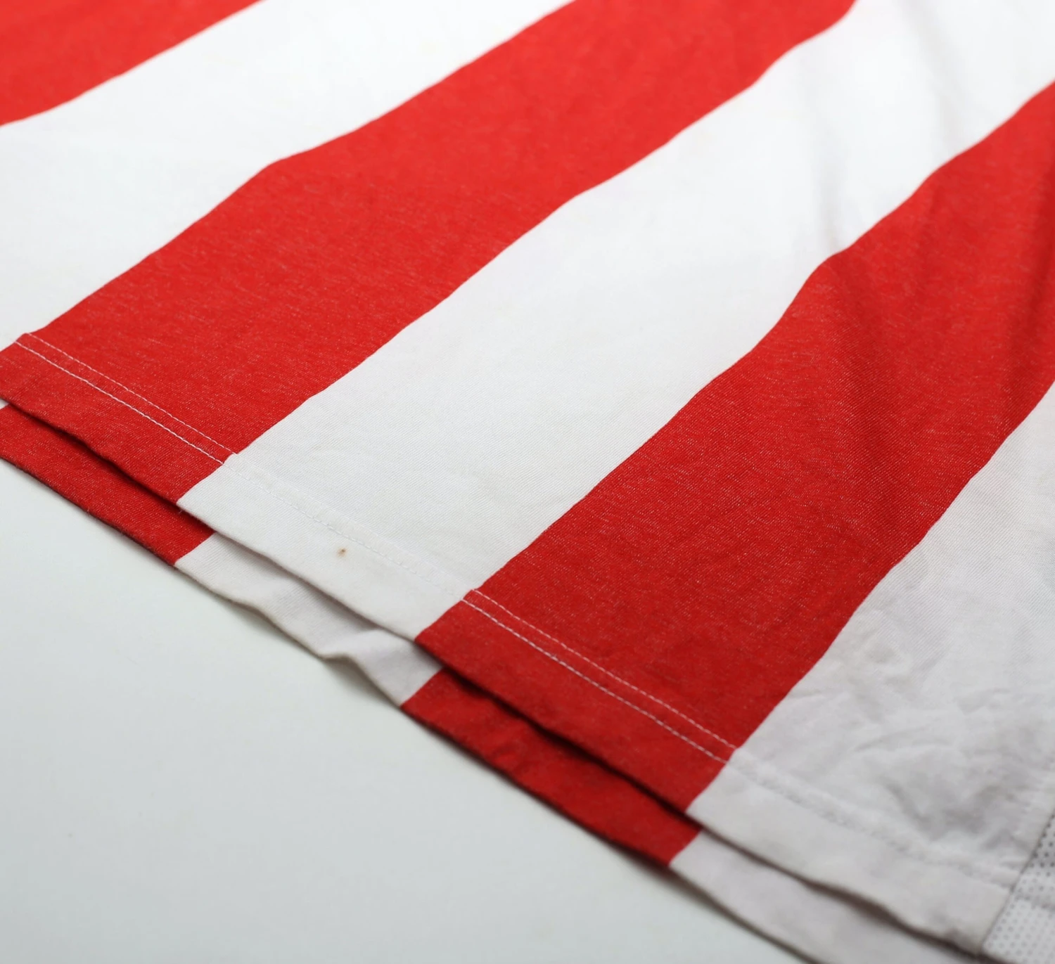 2003/04 ATLETICO MADRID Nike Home Football Shirt (XL)(Copy of 1995 96 atletico madrid vintage puma home football shirt jersey xl) 2003/04 ATLETICO MADRID Nike Home Football Shirt (XL)(Copy Of 1995 96 Atletico Madrid Vintage Puma Home Football Shirt Jersey Xl) -Football Shirt Collective 2003 04 atletico madrid nike home football shirt xl 40133176262903 scaled