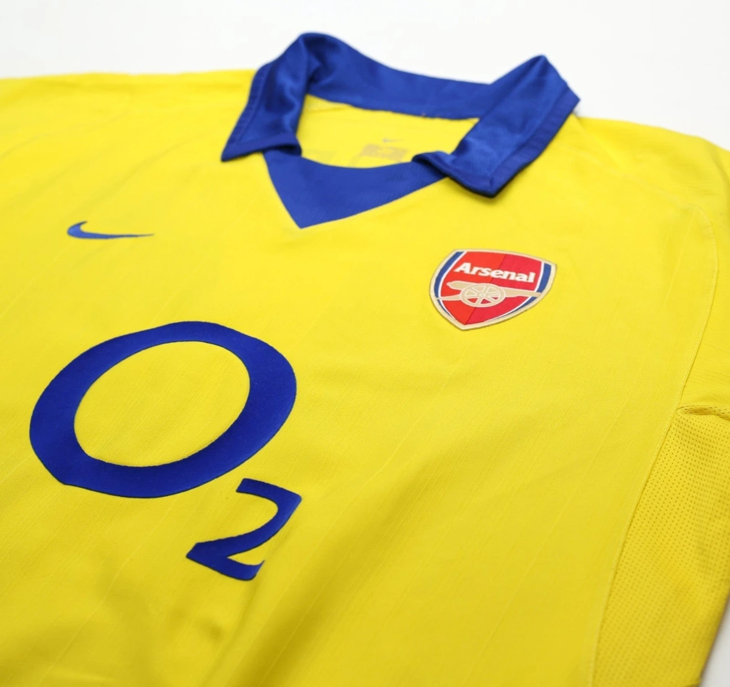 2003/04 HENRY #14 Arsenal Vintage Nike Away Football Shirt (L)(2003 04 henry 14 arsenal vintage nike away football shirt l) 2003/04 HENRY #14 Arsenal Vintage Nike Away Football Shirt (L)(2003 04 Henry 14 Arsenal Vintage Nike Away Football Shirt L) -Football Shirt Collective 2003 04 henry 14 arsenal vintage nike away football shirt l 1181567110