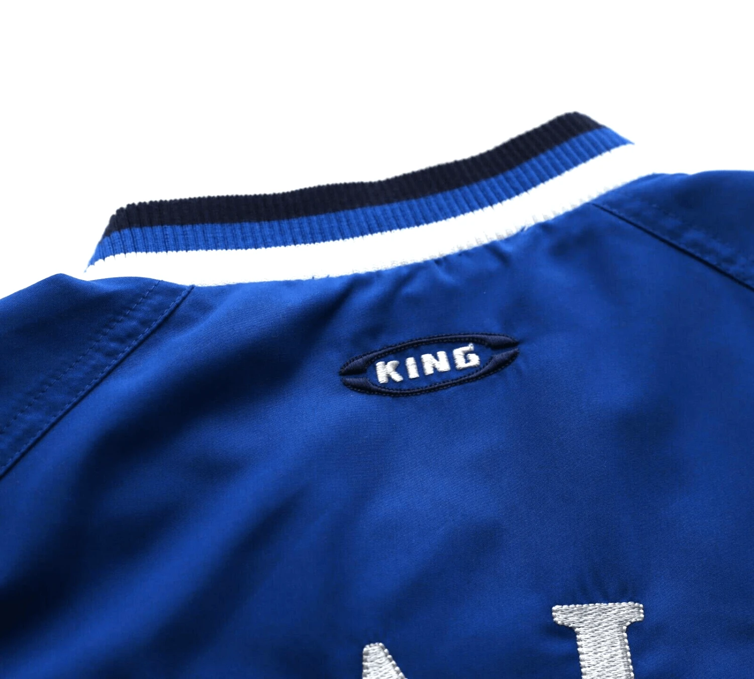 2003/04 ITALY Vintage PUMA KING Football Track Top Jacket (L) Euro 2004(2003 04 italy vintage puma king football track top jacket l euro 2004) 2003/04 ITALY Vintage PUMA KING Football Track Top Jacket (L) Euro 2004(2003 04 Italy Vintage Puma King Football Track Top Jacket L Euro 2004) -Football Shirt Collective 2003 04 italy vintage puma king football track top jacket l euro 2004 41547300897015