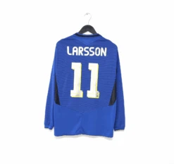 2004/05 Larsson #11 Sweden Vintage Umbro L/S Away Football Shirt (M)(2004 05 Larsson 11 Sweden Vintage Umbro L S Away Football Shirt L)