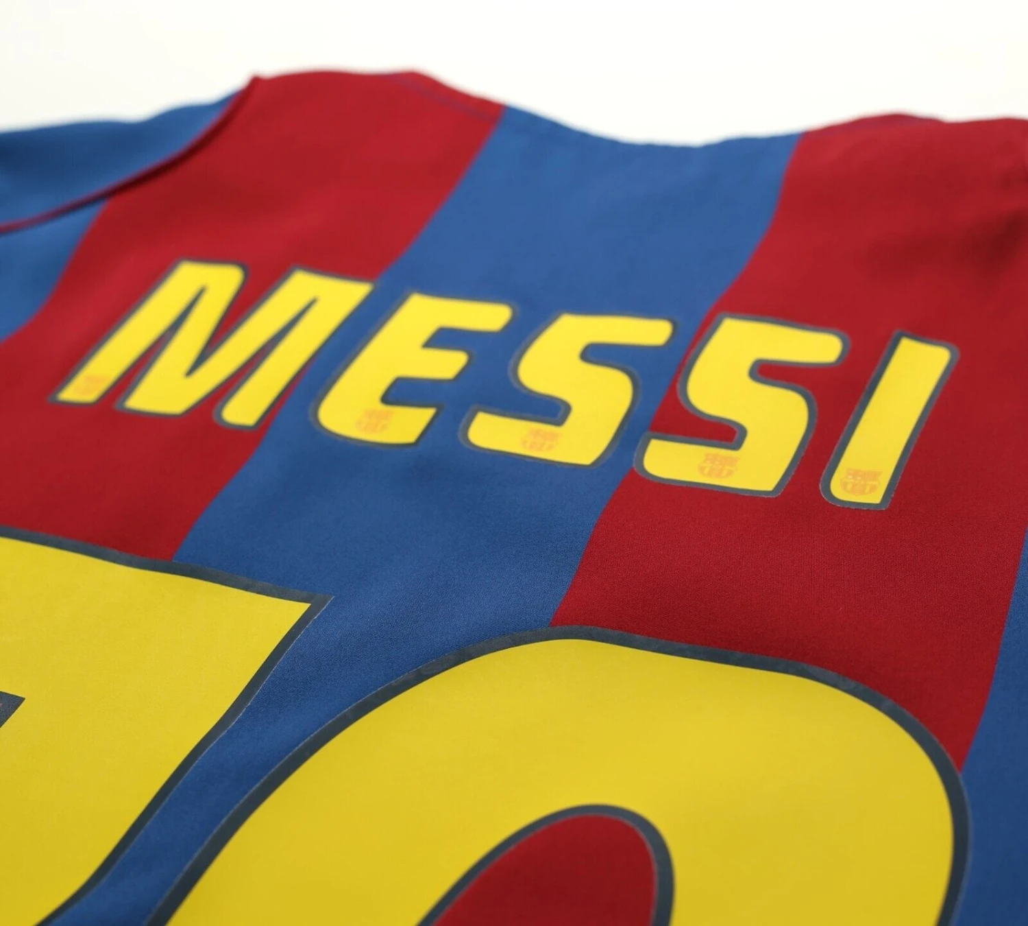 2004/05 MESSI #30 Barcelona Vintage Nike Home Football Shirt Jersey (M)(2004 05 messi 30 barcelona vintage nike home football shirt jersey m) 2004/05 MESSI #30 Barcelona Vintage Nike Home Football Shirt Jersey (M)(2004 05 Messi 30 Barcelona Vintage Nike Home Football Shirt Jersey M) -Football Shirt Collective 2004 05 messi 30 barcelona vintage nike home football shirt jersey m 41547861065975