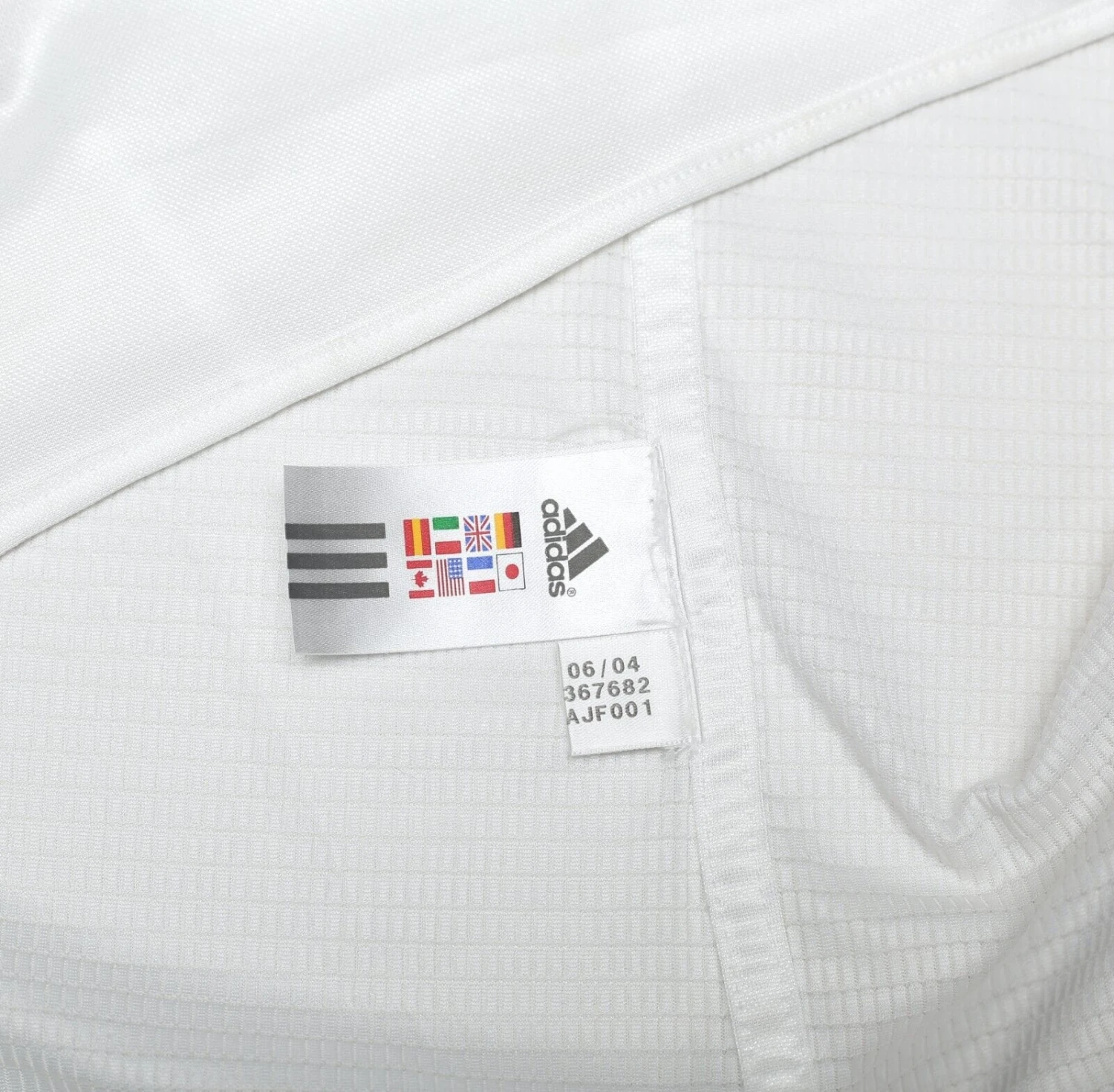 2004/05 OWEN #11 Real Madrid Vintage adidas MATCH ISSUE Home Football Shirt (L)(2004 05 owen 11 real madrid vintage adidas match issue home football shirt l) 2004/05 OWEN #11 Real Madrid Vintage Adidas MATCH ISSUE Home Football Shirt (L)(2004 05 Owen 11 Real Madrid Vintage Adidas Match Issue Home Football Shirt L) -Football Shirt Collective 2004 05 owen 11 real madrid vintage adidas match issue home football shirt l 40460250972407