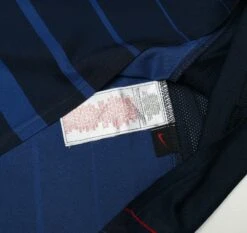 2004/05 RONALDINHO #10 Barcelona Vintage Nike Away Football Shirt (XXL)(2004 05 Ronaldinho 10 Barcelona Vintage Nike Away Football Shirt Xxl) 14 2004/05 RONALDINHO #10 Barcelona Vintage Nike Away Football Shirt (XXL)(2004 05 Ronaldinho 10 Barcelona Vintage Nike Away Football Shirt Xxl) -Football Shirt Collective 2004 05 ronaldinho 10 barcelona vintage nike away football shirt xxl 1181561537