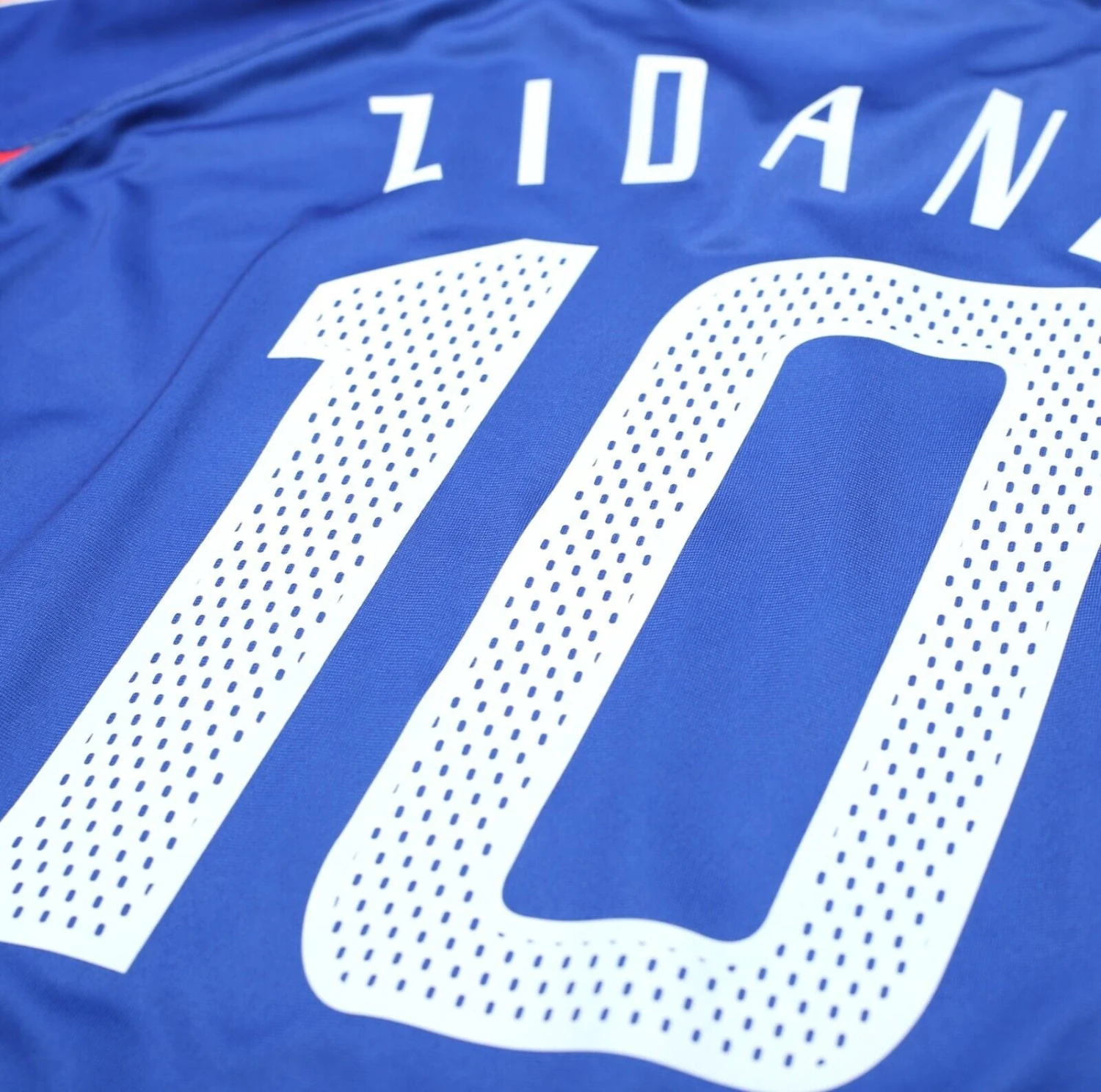 2004/06 ZIDANE #10 France Vintage adidas Home Football Shirt (XL) Euro 2004(2004 06 zidane 10 france vintage adidas home football shirt xl euro 2004) 2004/06 ZIDANE #10 France Vintage Adidas Home Football Shirt (XL) Euro 2004(2004 06 Zidane 10 France Vintage Adidas Home Football Shirt Xl Euro 2004) -Football Shirt Collective 2004 06 zidane 10 france vintage adidas home football shirt xl euro 2004 39812973756663