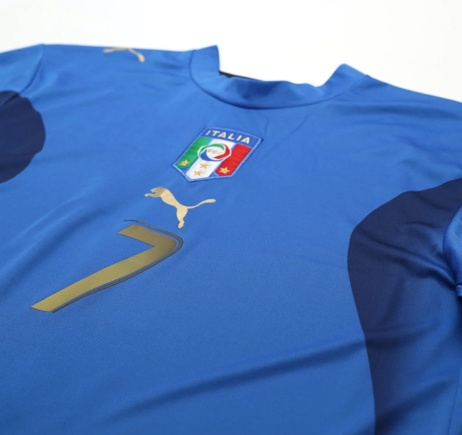 2006 DEL PIERO #7 Italy Vintage PUMA Home Football Shirt (M) WC 2006(2006 del piero 7 italy vintage puma home football shirt m wc 2006) 2006 DEL PIERO #7 Italy Vintage PUMA Home Football Shirt (M) WC 2006(2006 Del Piero 7 Italy Vintage Puma Home Football Shirt M Wc 2006) -Football Shirt Collective 2006 del piero 7 italy vintage puma home football shirt m wc 2006 1182455002