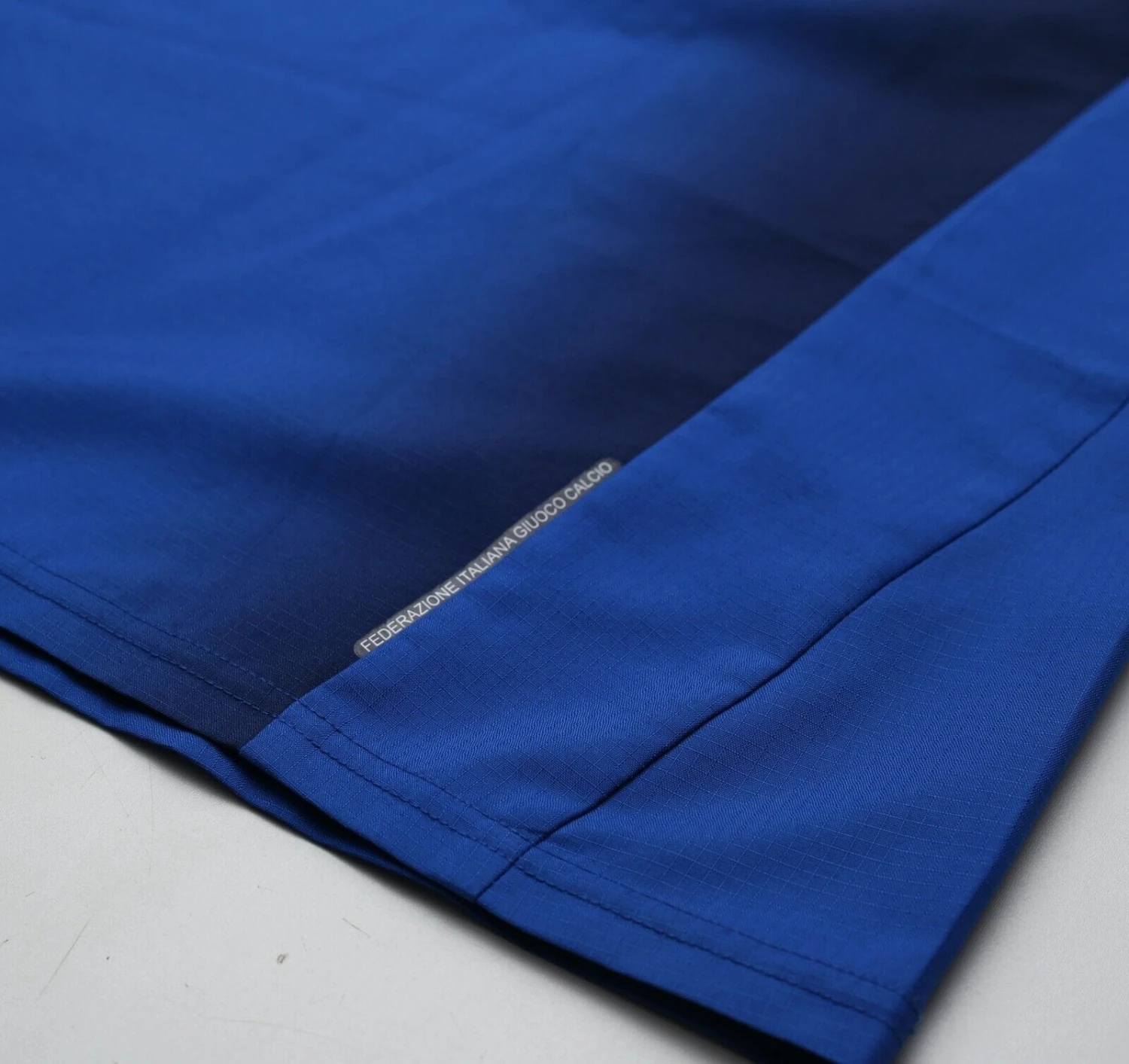 2006 MATERAZZI #23 Italy Vintage PUMA Home Football Shirt (XXL) WC 2006(2006 materazzi 23 italy vintage puma home football shirt xxl wc 2006) 2006 MATERAZZI #23 Italy Vintage PUMA Home Football Shirt (XXL) WC 2006(2006 Materazzi 23 Italy Vintage Puma Home Football Shirt Xxl Wc 2006) -Football Shirt Collective 2006 materazzi 23 italy vintage puma home football shirt xxl wc 2006 42850550677751