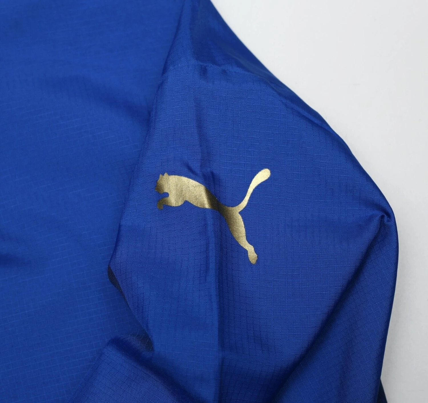 2006 MATERAZZI #23 Italy Vintage PUMA Home Football Shirt (XXL) WC 2006(2006 materazzi 23 italy vintage puma home football shirt xxl wc 2006) 2006 MATERAZZI #23 Italy Vintage PUMA Home Football Shirt (XXL) WC 2006(2006 Materazzi 23 Italy Vintage Puma Home Football Shirt Xxl Wc 2006) -Football Shirt Collective 2006 materazzi 23 italy vintage puma home football shirt xxl wc 2006 42850550841591